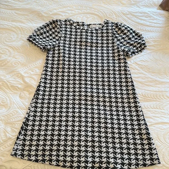 Girls Zara Dress - Picture 1 of 9